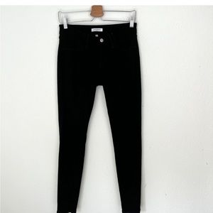 Good American Good Mama Honeymoon Low Rise Maternity Skinny Jean Denim 6 / 28